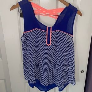 Women’s tank top